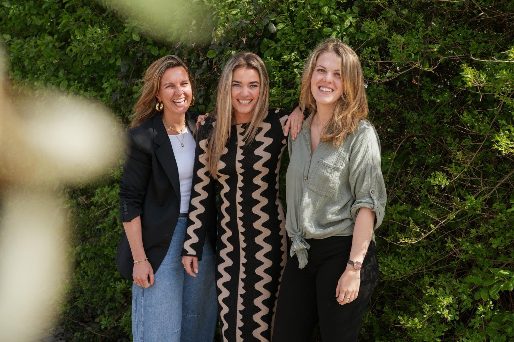 Collega's van het team Eigenaren van Hello Travel
